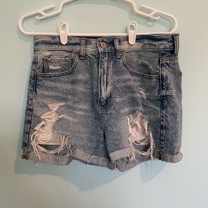 American Eagle mom shorts
